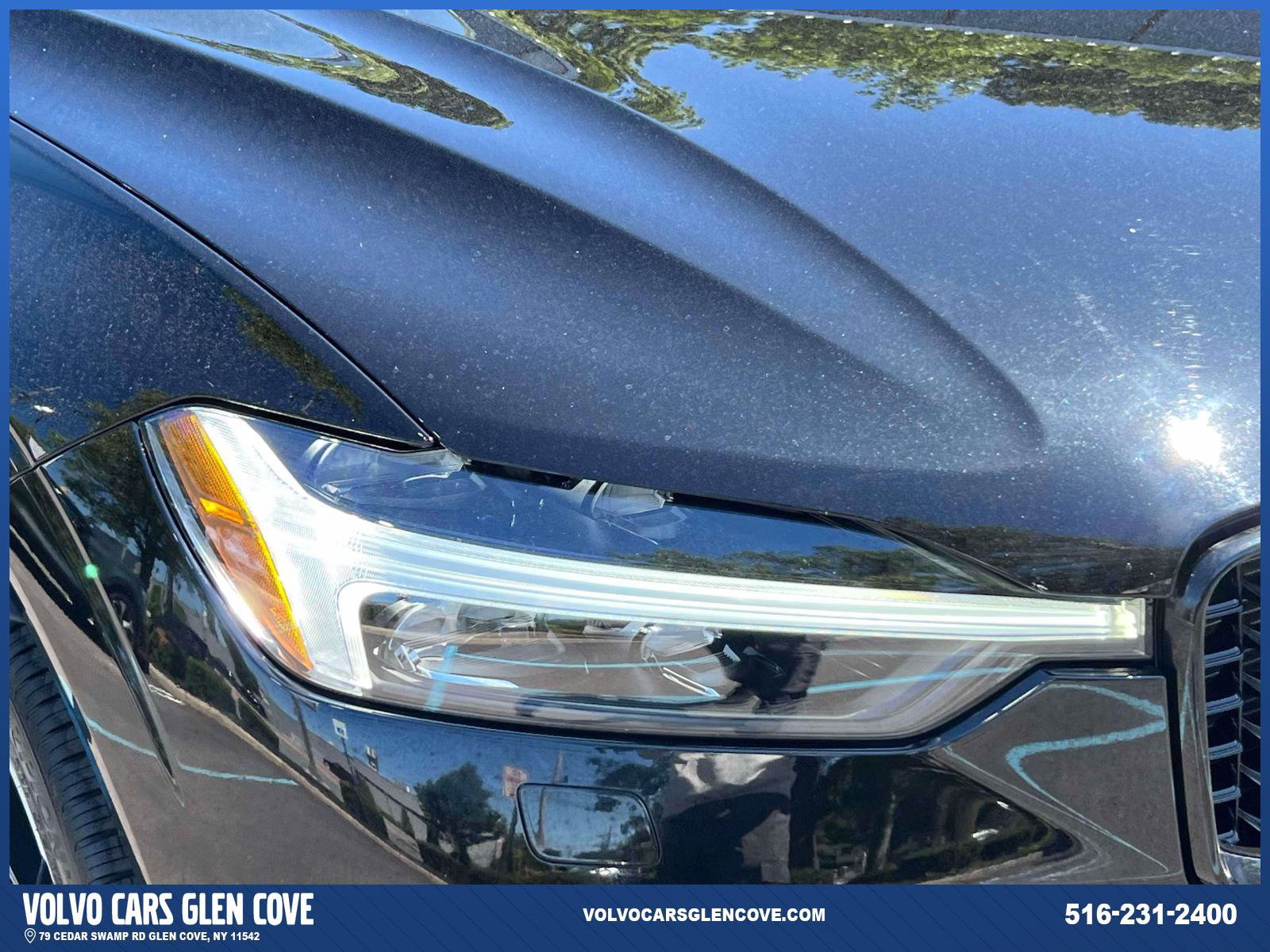 Certified 2024 Volvo XC60 B5 Ultimate w/ Protection Package Premier AWD/4WD image 9