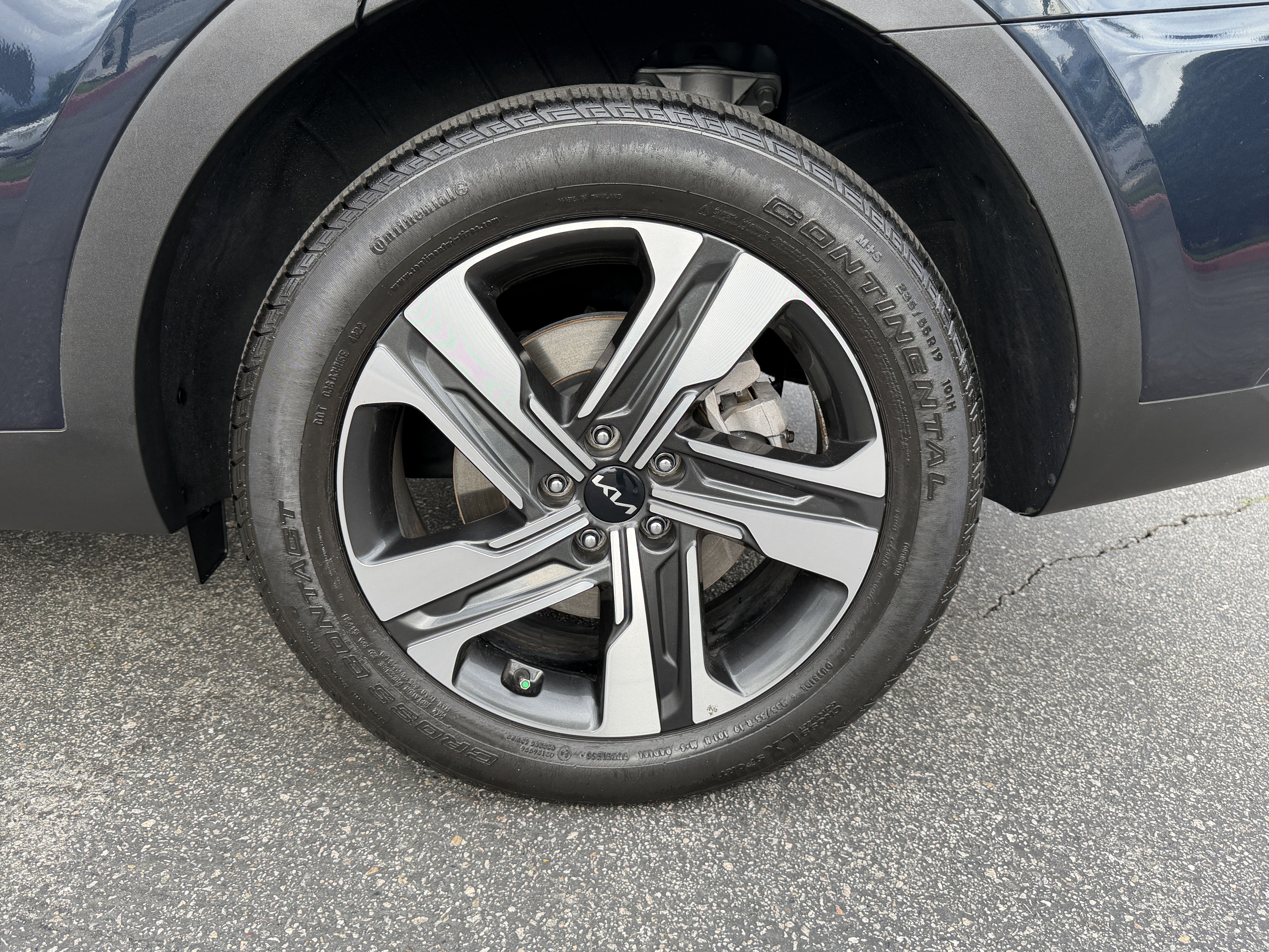 Certified 2023 Kia Sorento EX AWD/4WD image 11