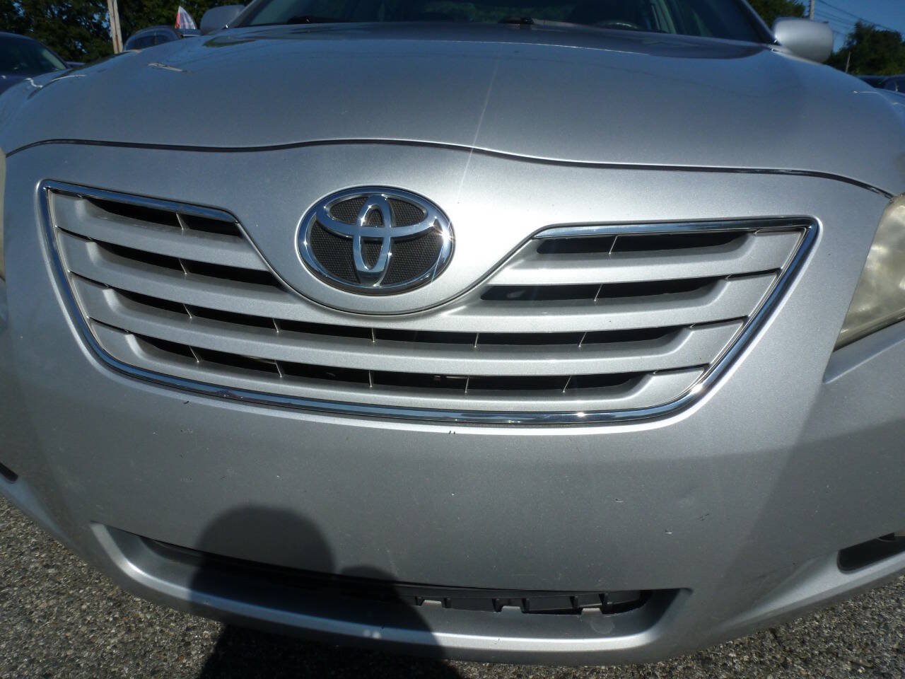 Used 2008 Toyota Camry XLE FWD image 3