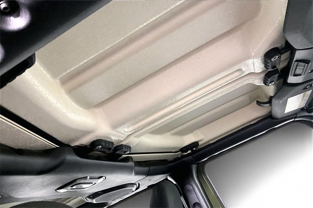 Used 2022 Jeep Wrangler Unlimited Sport image 27
