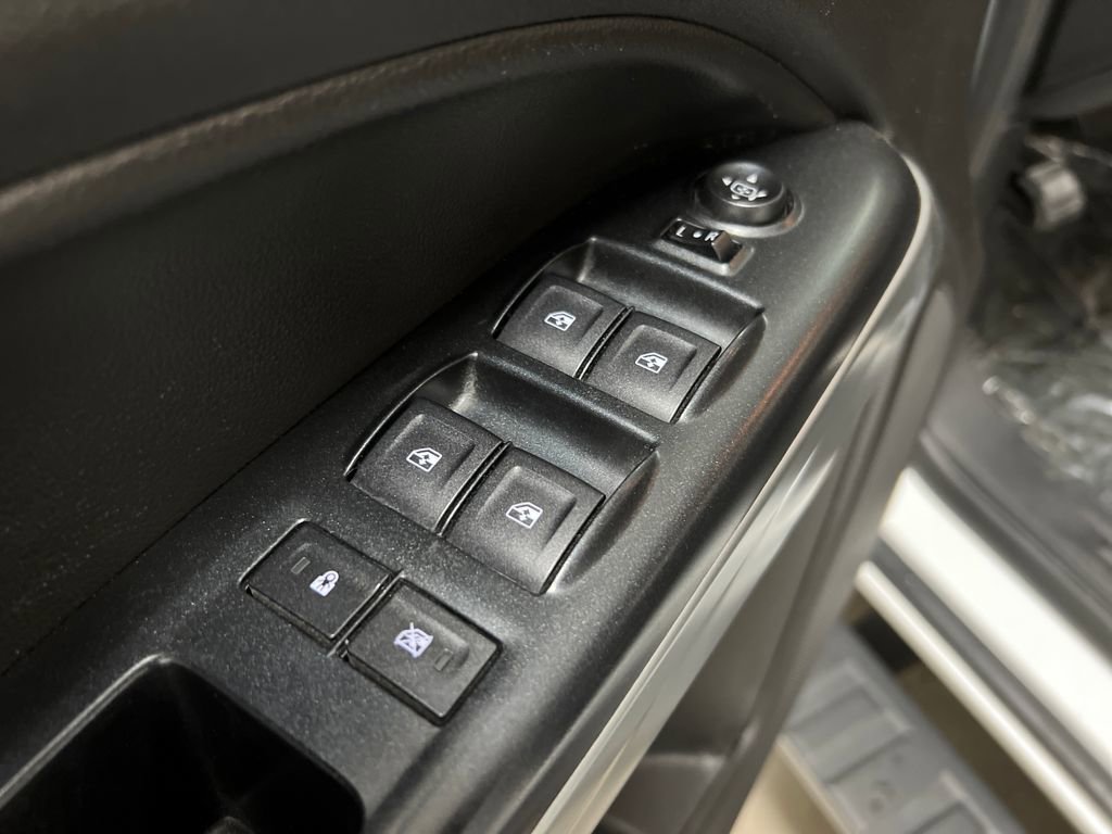 Used 2016 Chevrolet Colorado LT w/ LT Convenience Package image 13