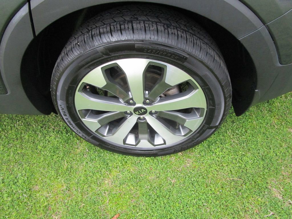 Used 2021 Kia Telluride S image 13