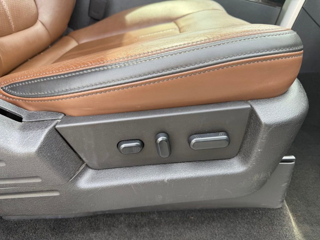 Used 2014 Ford F150 Platinum image 34