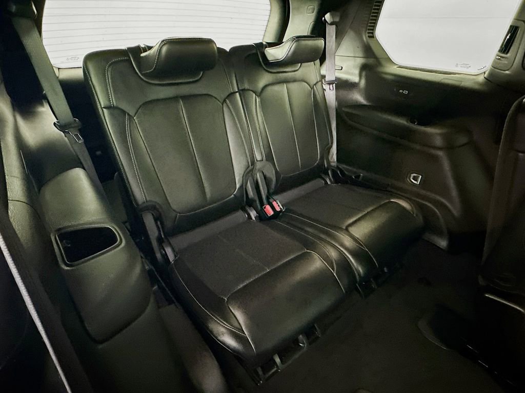 Certified 2024 Jeep Grand Cherokee L Limited w/ Luxury Tech Group II AWD/4WD image 40