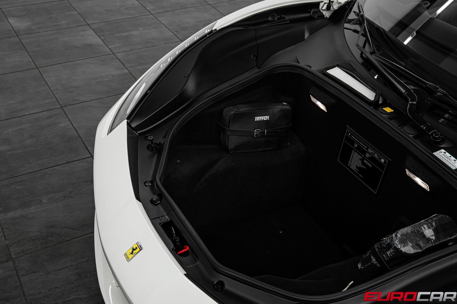 Used 2019 Ferrari 488 Spider RWD image 12