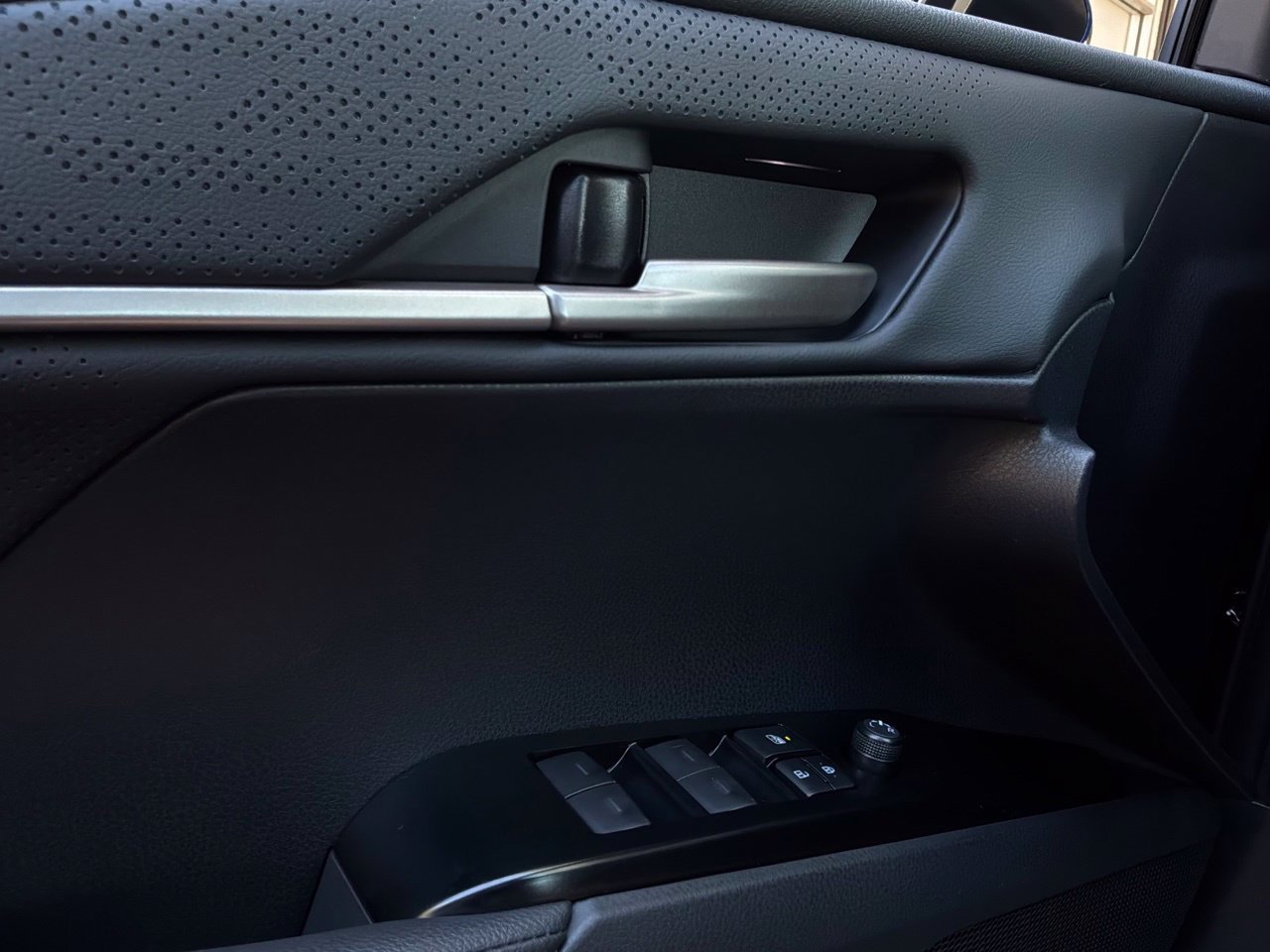 New 2026 Toyota Camry XSE FWD image 21