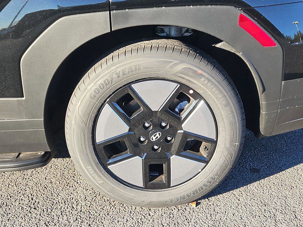 New 2026 Hyundai Santa Fe SEL image 3