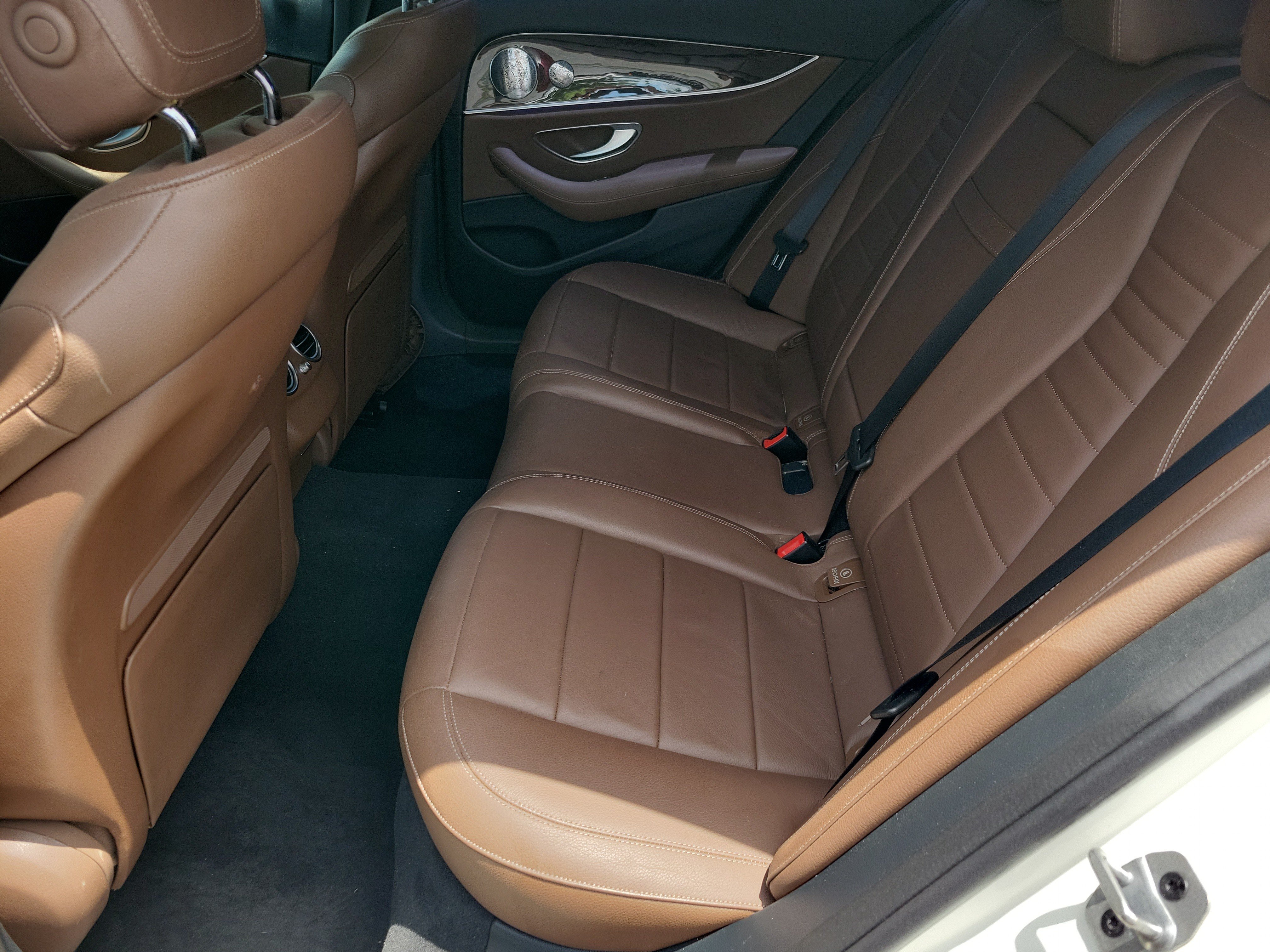 Used 2020 Mercedes-Benz E 350 4MATIC Sedan image 7