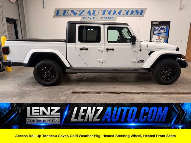 Used 2023 Jeep Gladiator Sport AWD/4WD image 1