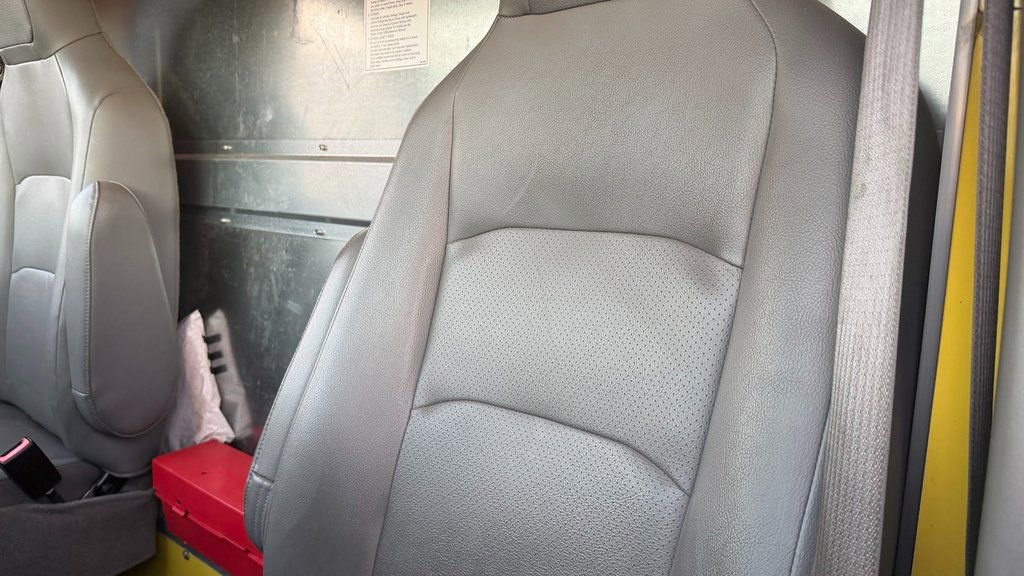 Used 2024 Ford E-350 and Econoline 350 Super Duty w/ Driver's Safety Package image 10