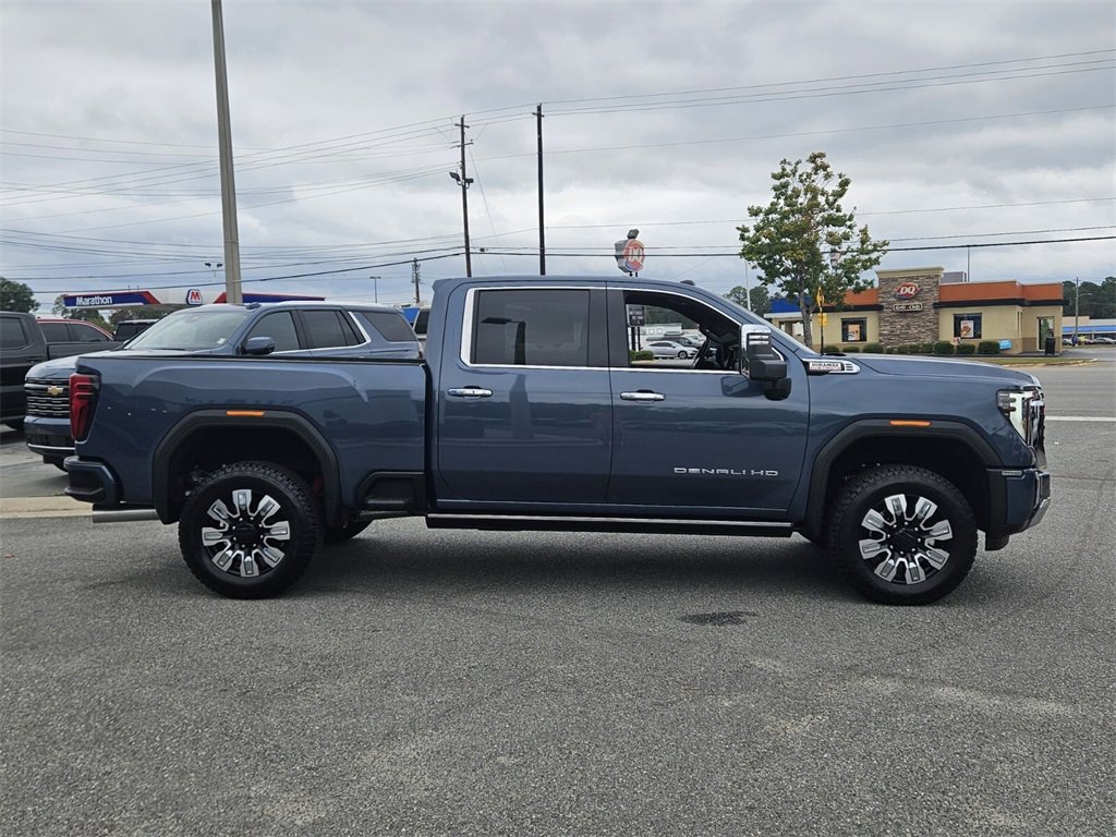 New 2026 GMC Sierra 3500 Denali w/ Technology Package image 11
