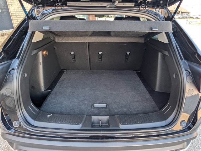 Certified 2025 Chevrolet Trax LT FWD image 19