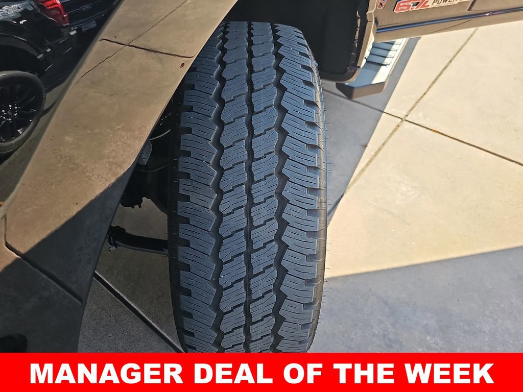 New 2026 Ford F250 Lariat w/ Black Appearance Package image 35