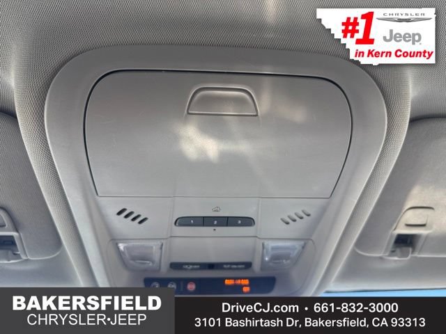 Used 2018 Chevrolet Equinox LT FWD image 22