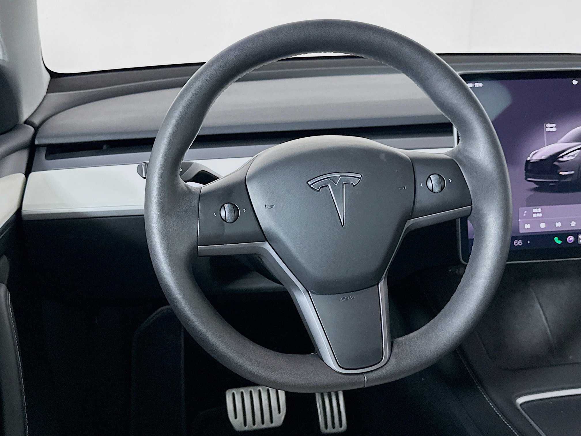 Used 2023 Tesla Model Y Performance AWD/4WD image 17
