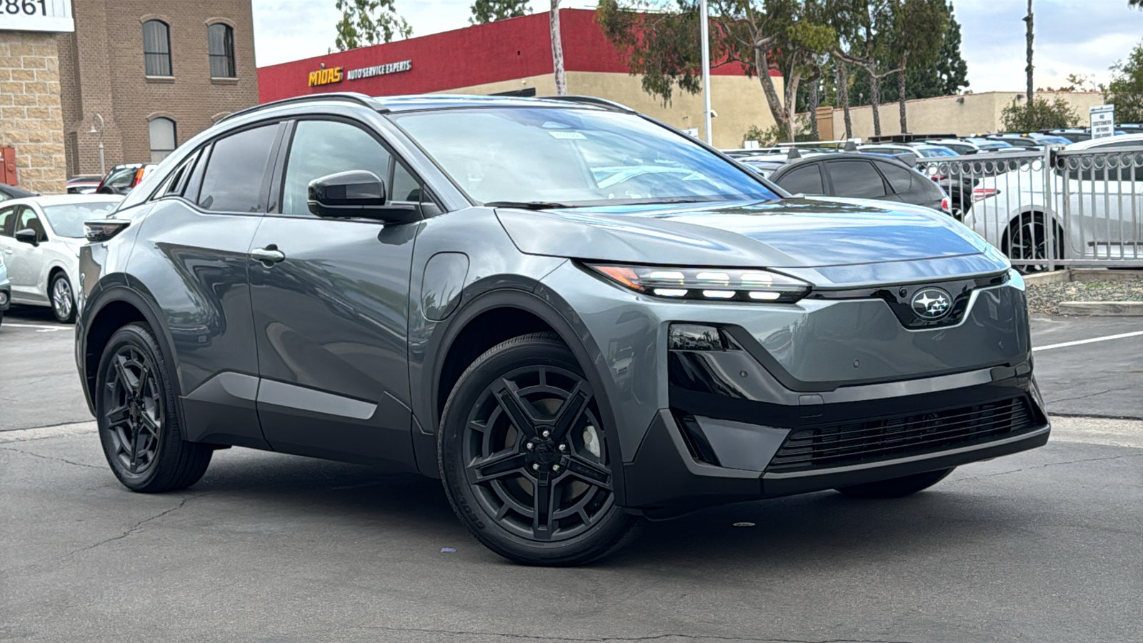 New 2027 Subaru Uncharted AWD image 2