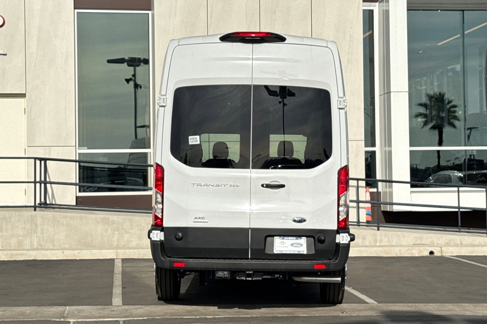 New 2026 Ford E-Transit 148 High Roof Extended image 4