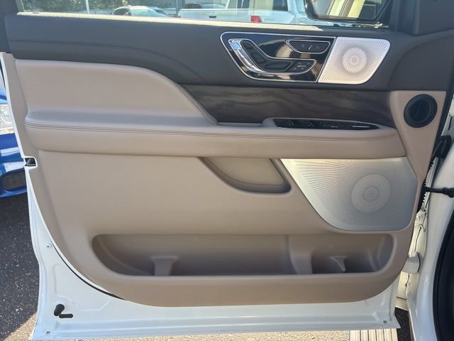 Certified 2024 Lincoln Navigator Reserve image 10