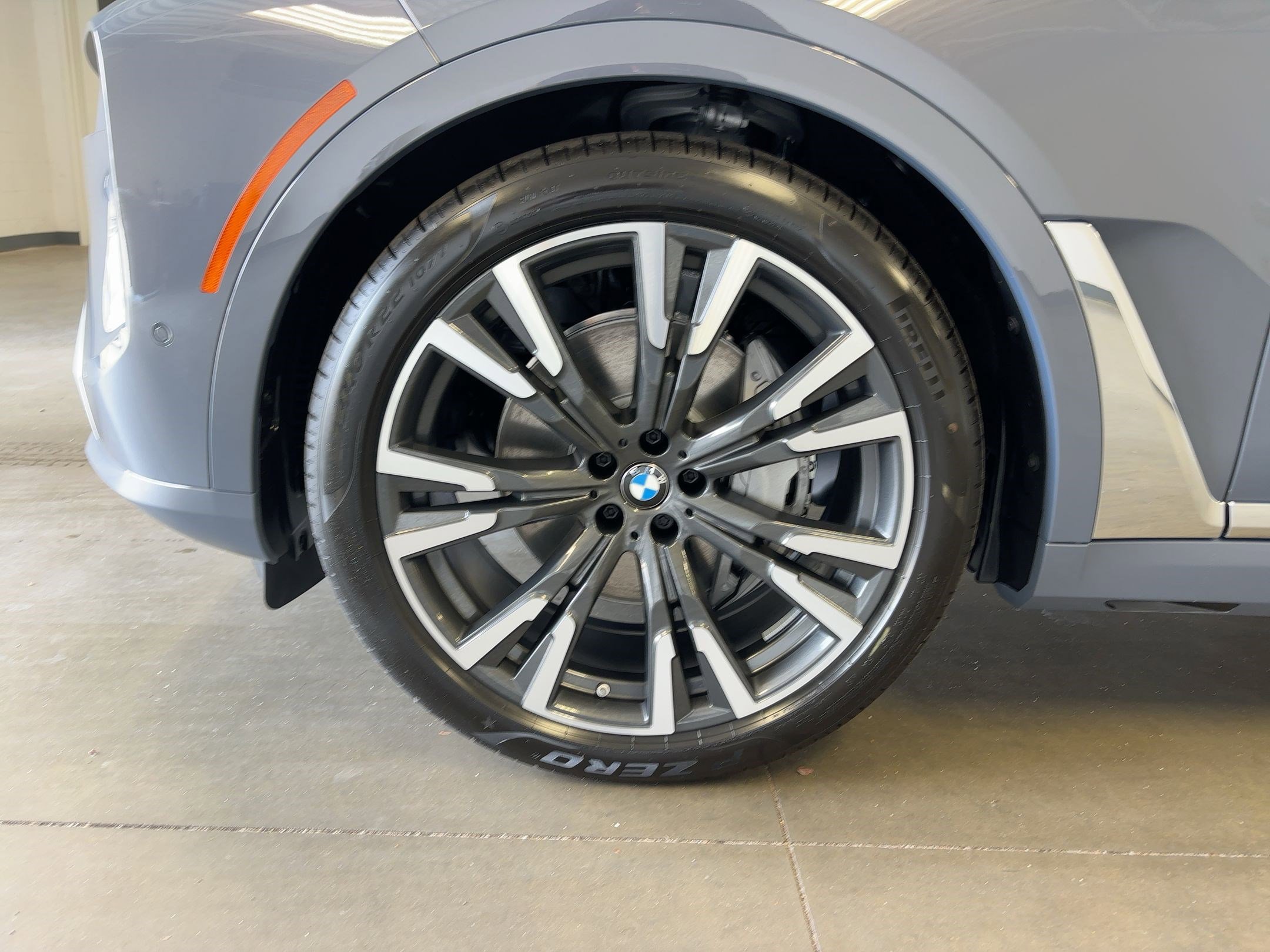 New 2026 BMW X7 xDrive40i image 11