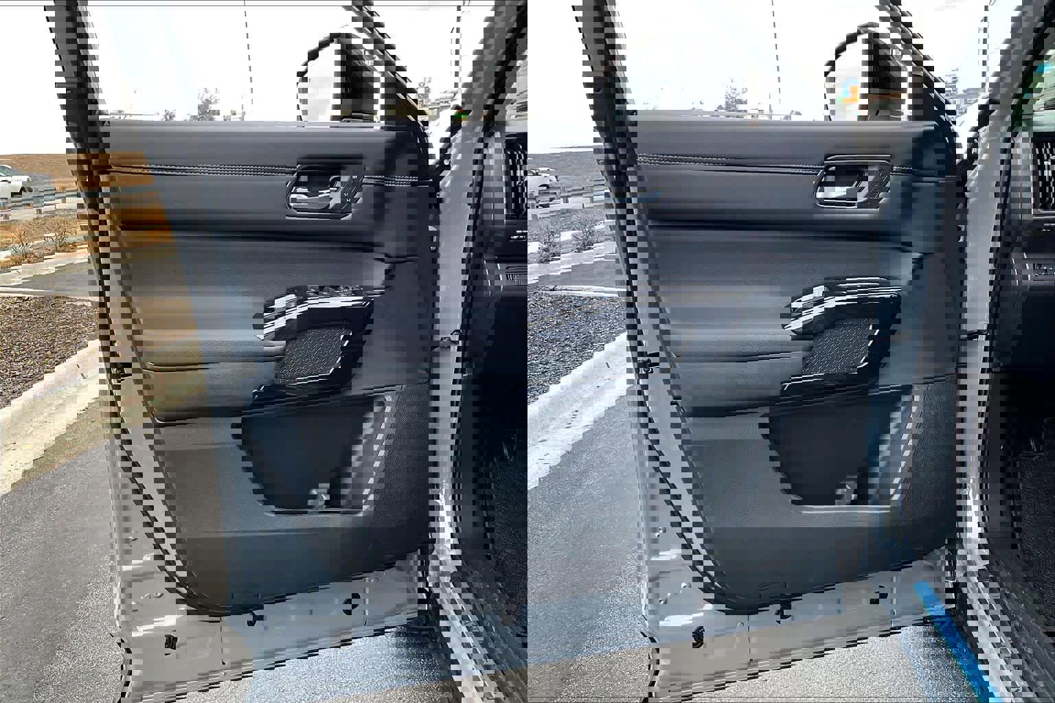 New 2026 Nissan Pathfinder Platinum image 10