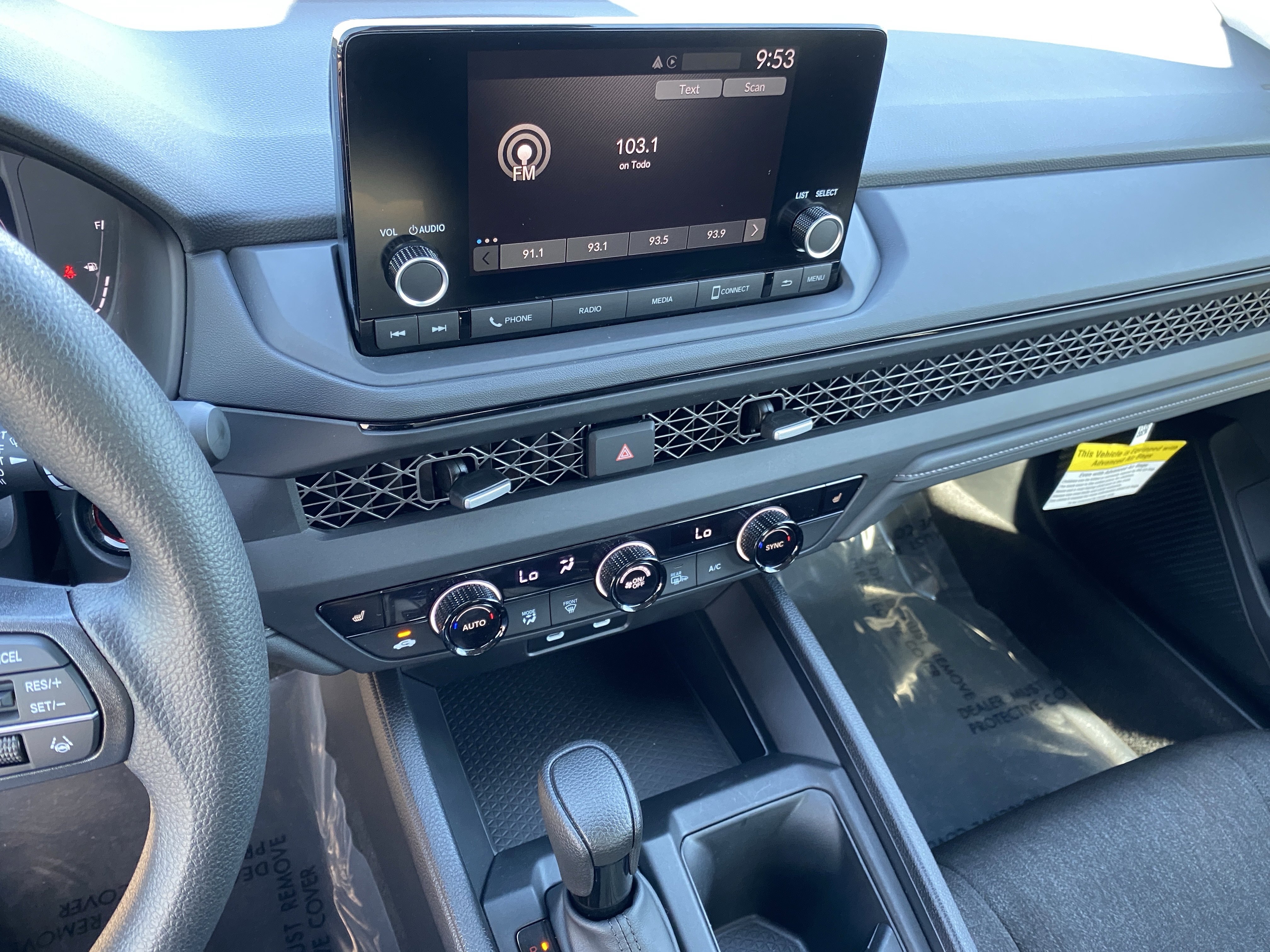 Certified 2025 Honda Accord SE image 19