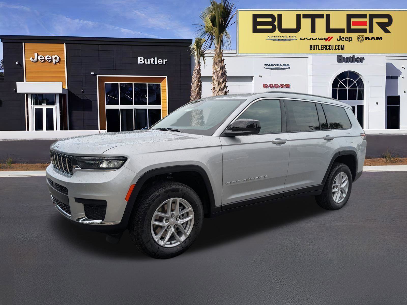 New 2025 Jeep Grand Cherokee L Laredo image 1