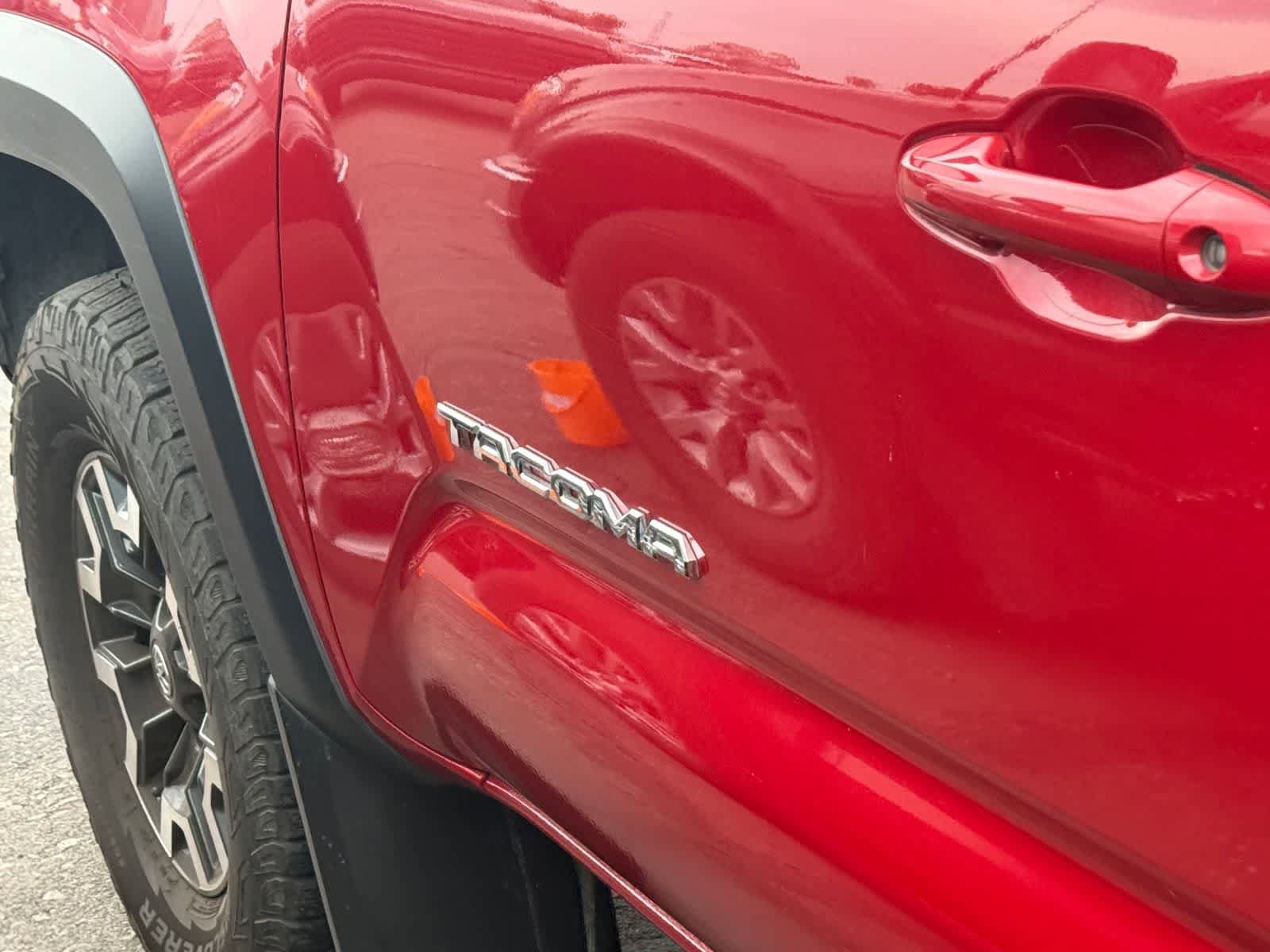 Used 2017 Toyota Tacoma TRD Off-Road w/ Tow Package image 16