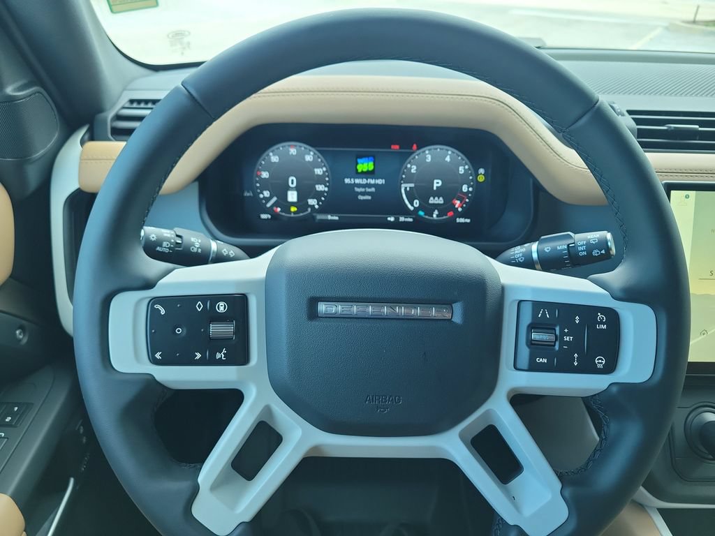 New 2026 Land Rover Defender 110 X-Dynamic SE AWD/4WD image 28