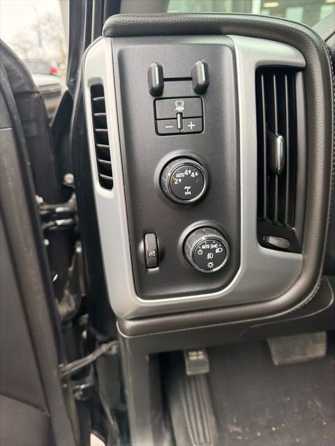 Used 2018 GMC Sierra 1500 SLT image 15