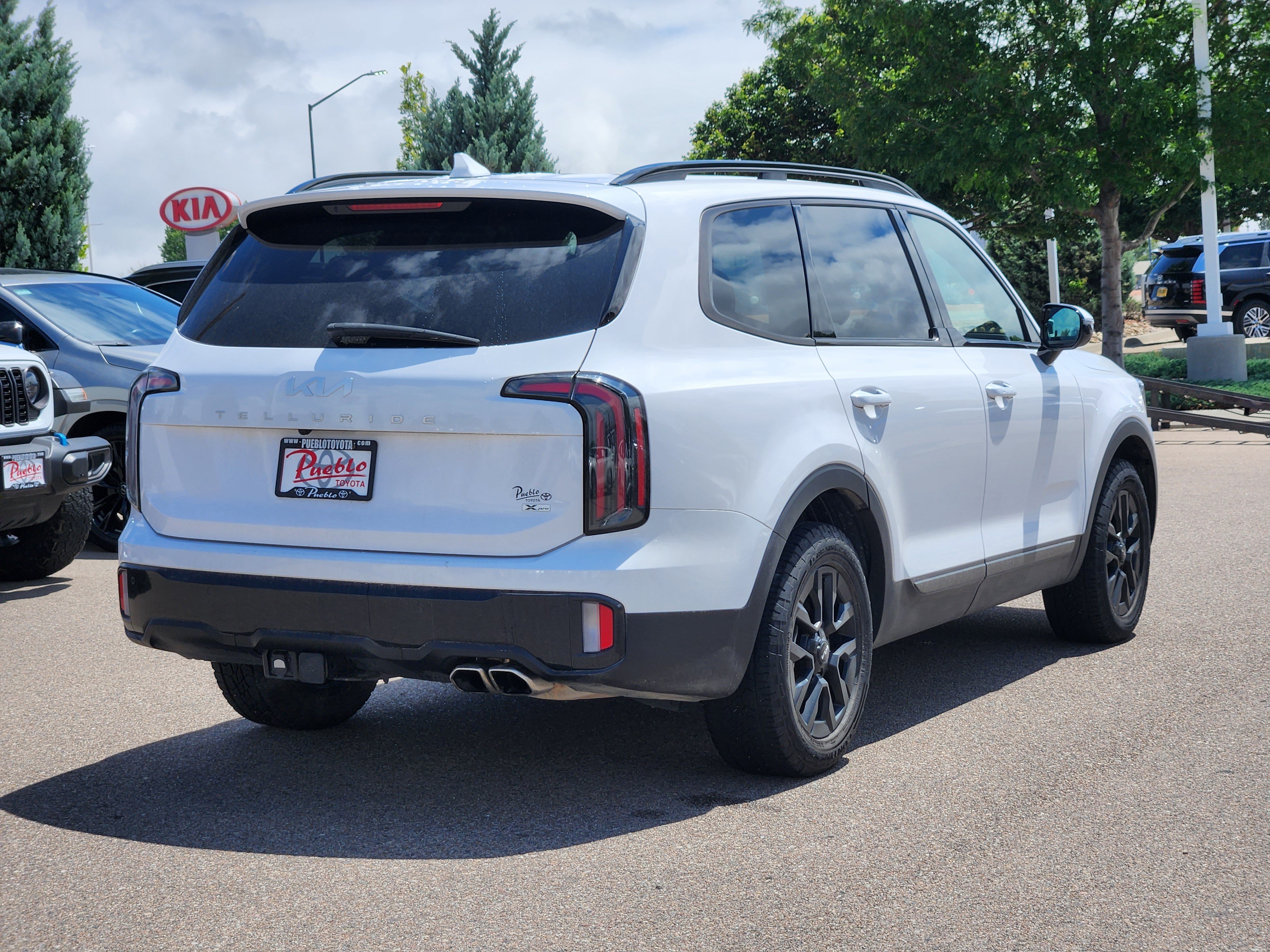 Used 2024 Kia Telluride SX Prestige X-Pro AWD/4WD image 3