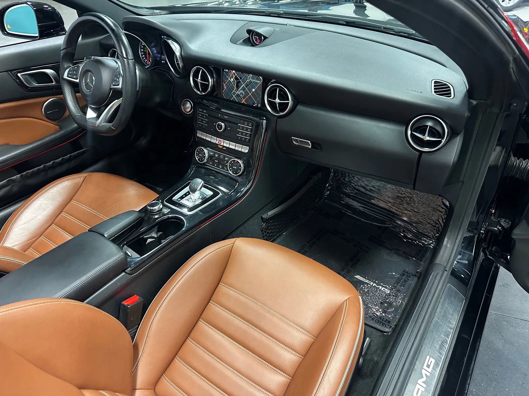 Used 2017 Mercedes-Benz SLC 43 AMG SLC 43 Roadster 2D image 17