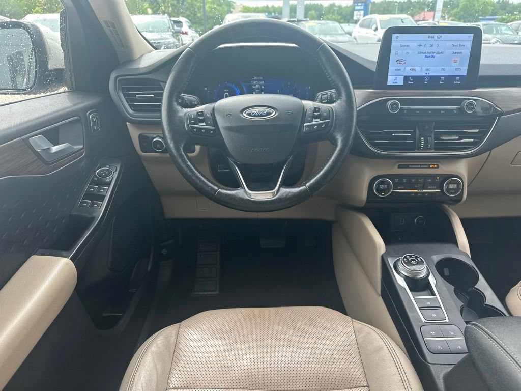 Used 2020 Ford Escape Titanium w/ Titanium Premium Package 2.0 AWD/4WD image 20