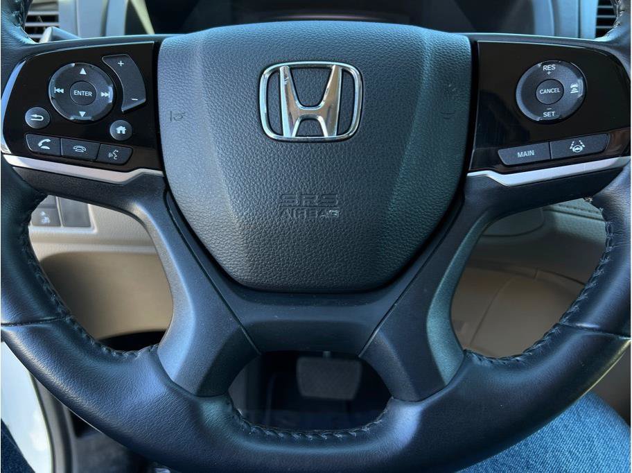 Used 2018 Honda Odyssey EX-L image 13