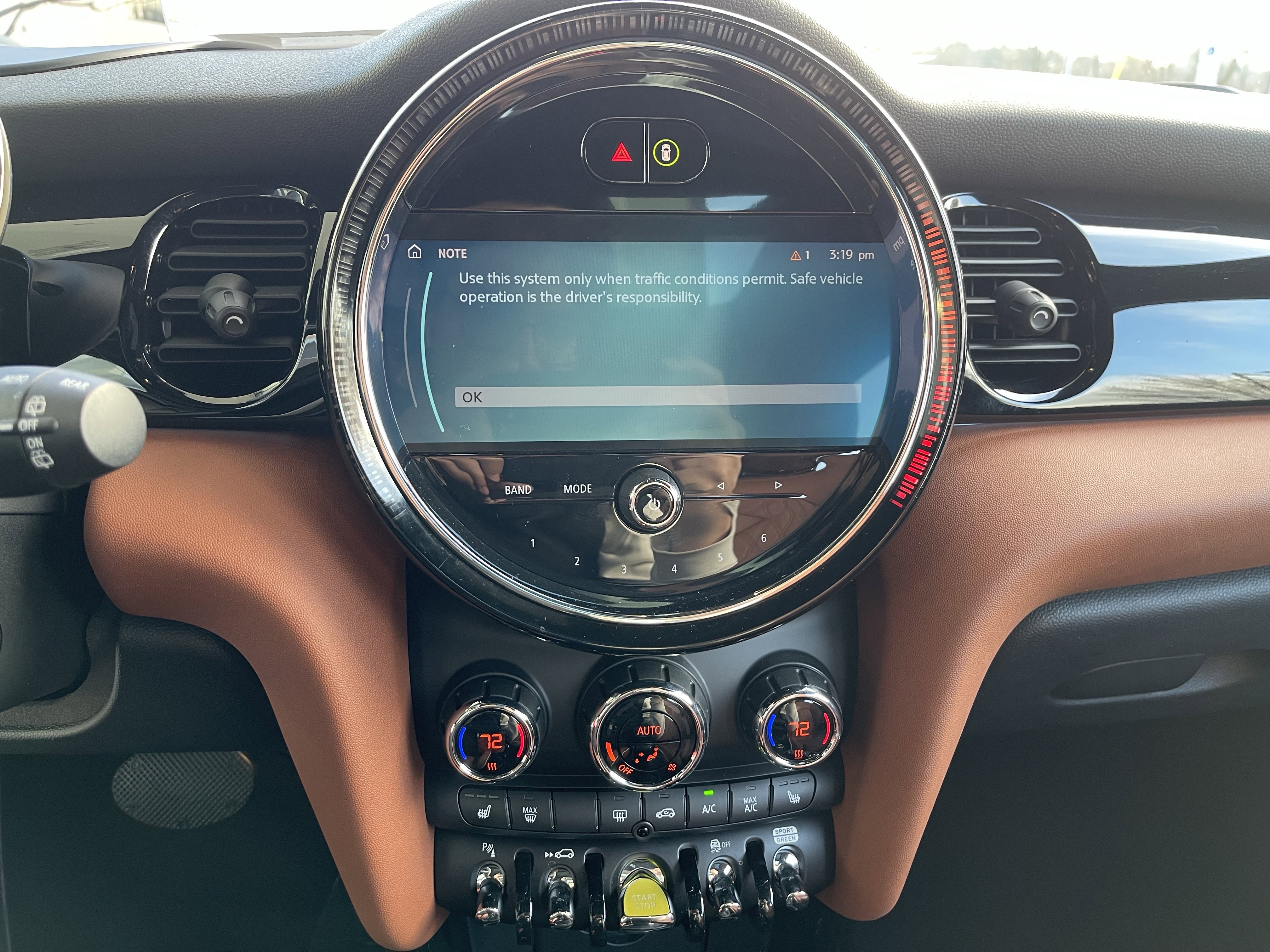 Used 2023 MINI Cooper SE image 11