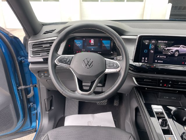 Used 2024 Volkswagen Atlas Cross Sport SE FWD image 23