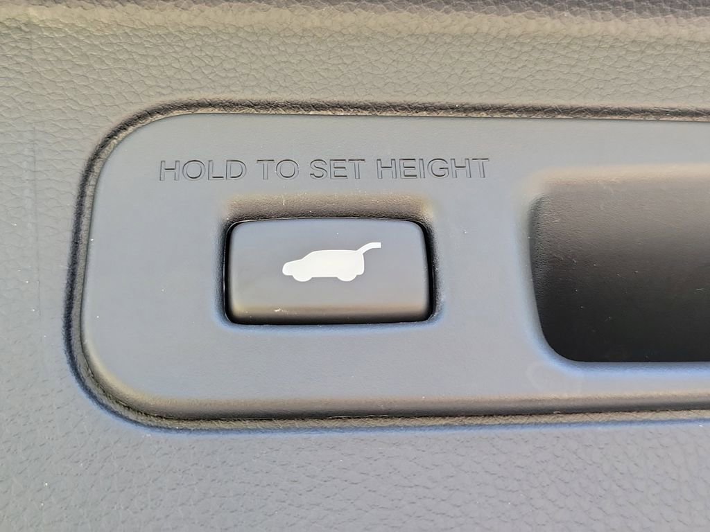 Certified 2023 Honda Pilot EX-L image 9