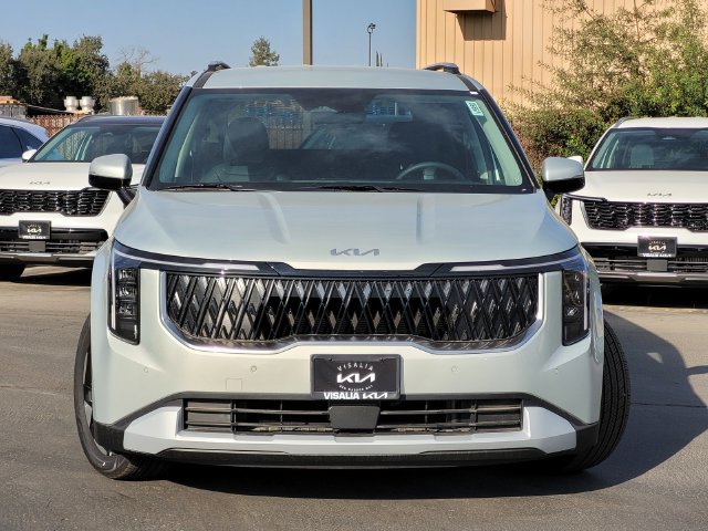 New 2026 Kia Carnival EX FWD image 2