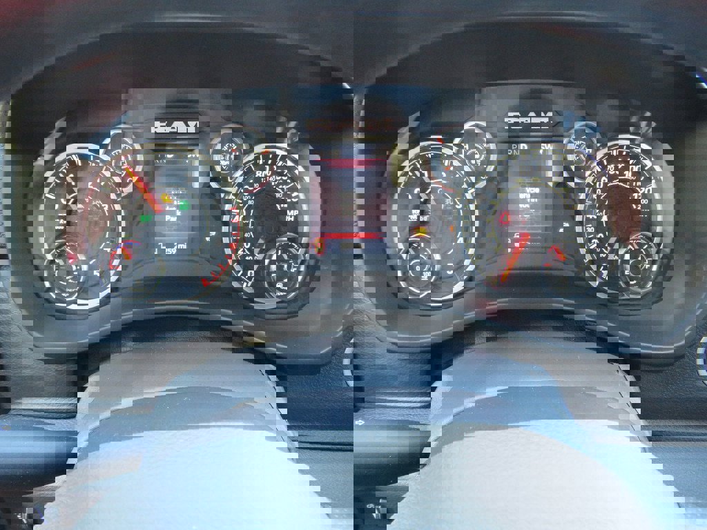 New 2022 RAM 3500 Tradesman w/ Chrome Appearance Group image 26