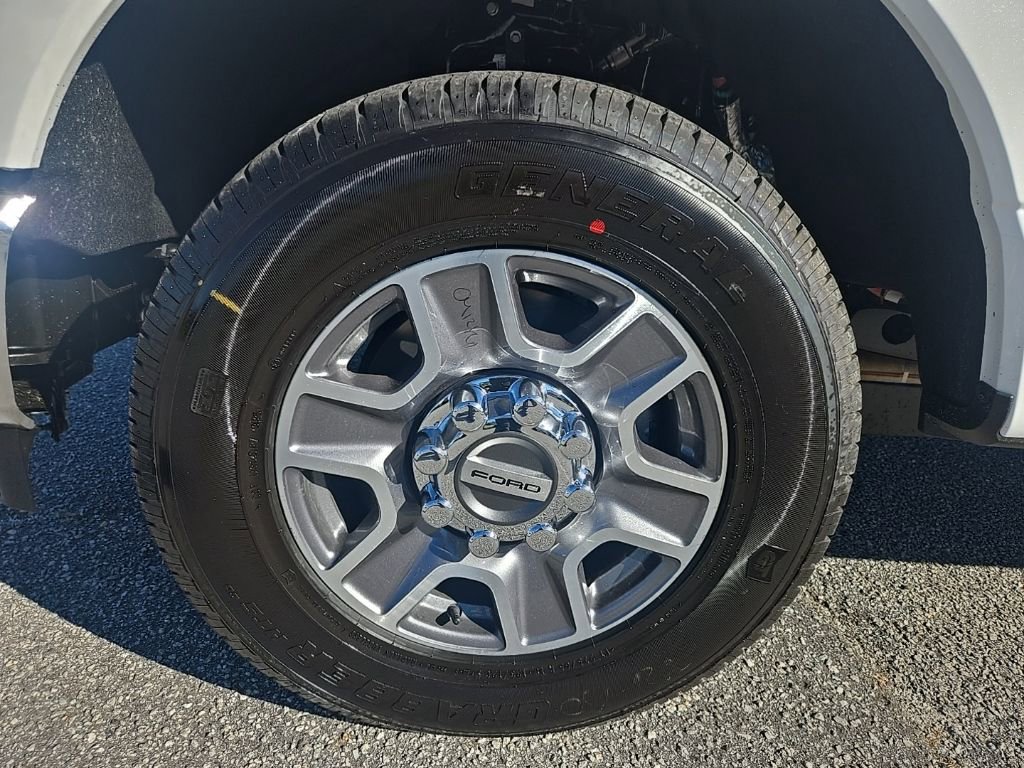 New 2026 Ford F250 Lariat image 9