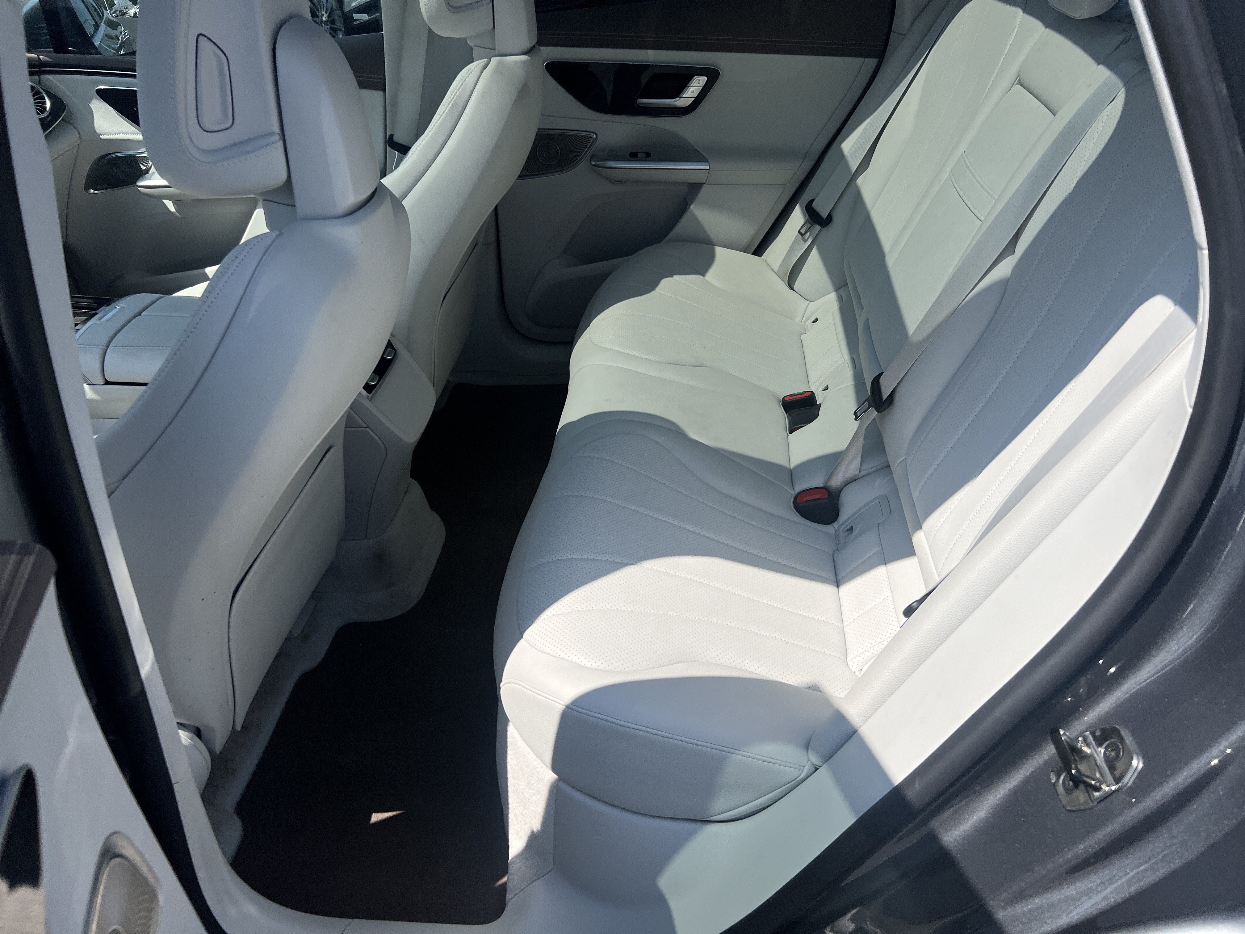 Certified 2023 Mercedes-Benz EQE 350+ SUV w/ AMG Line Exterior Package image 32