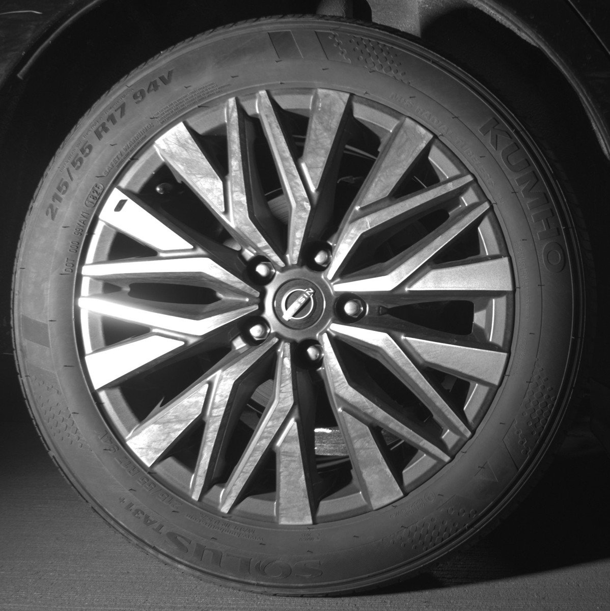 Used 2025 Nissan Altima 2.5 SV image 15