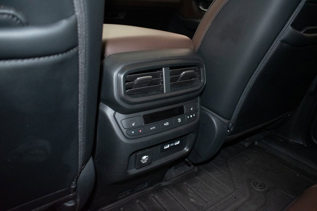 Used 2023 Honda Pilot Elite image 25