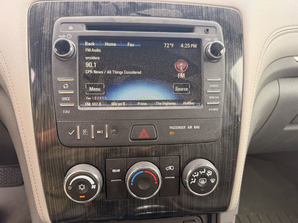 Used 2016 Chevrolet Traverse LT AWD/4WD image 4