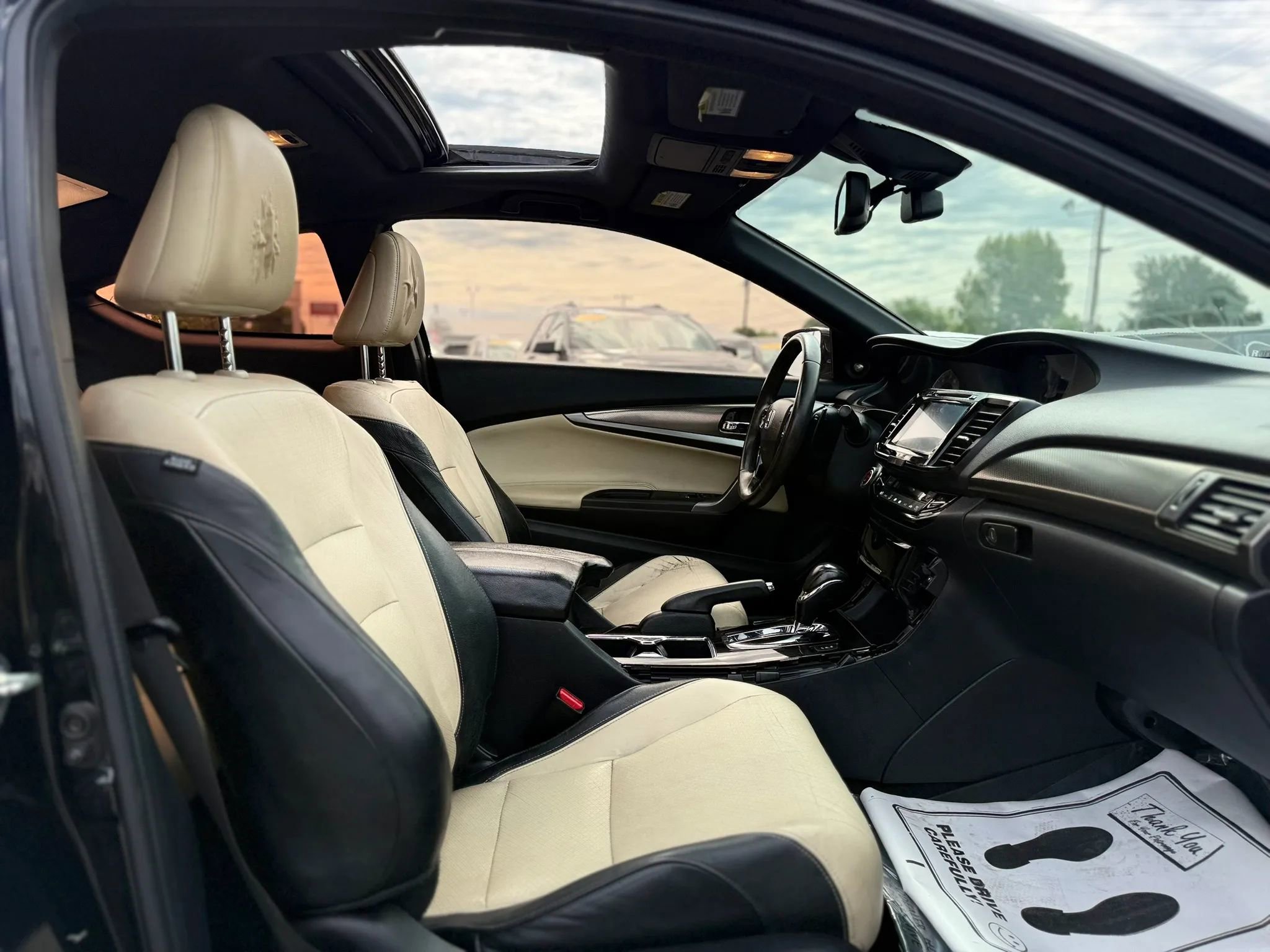 Used 2016 Honda Accord Touring image 49