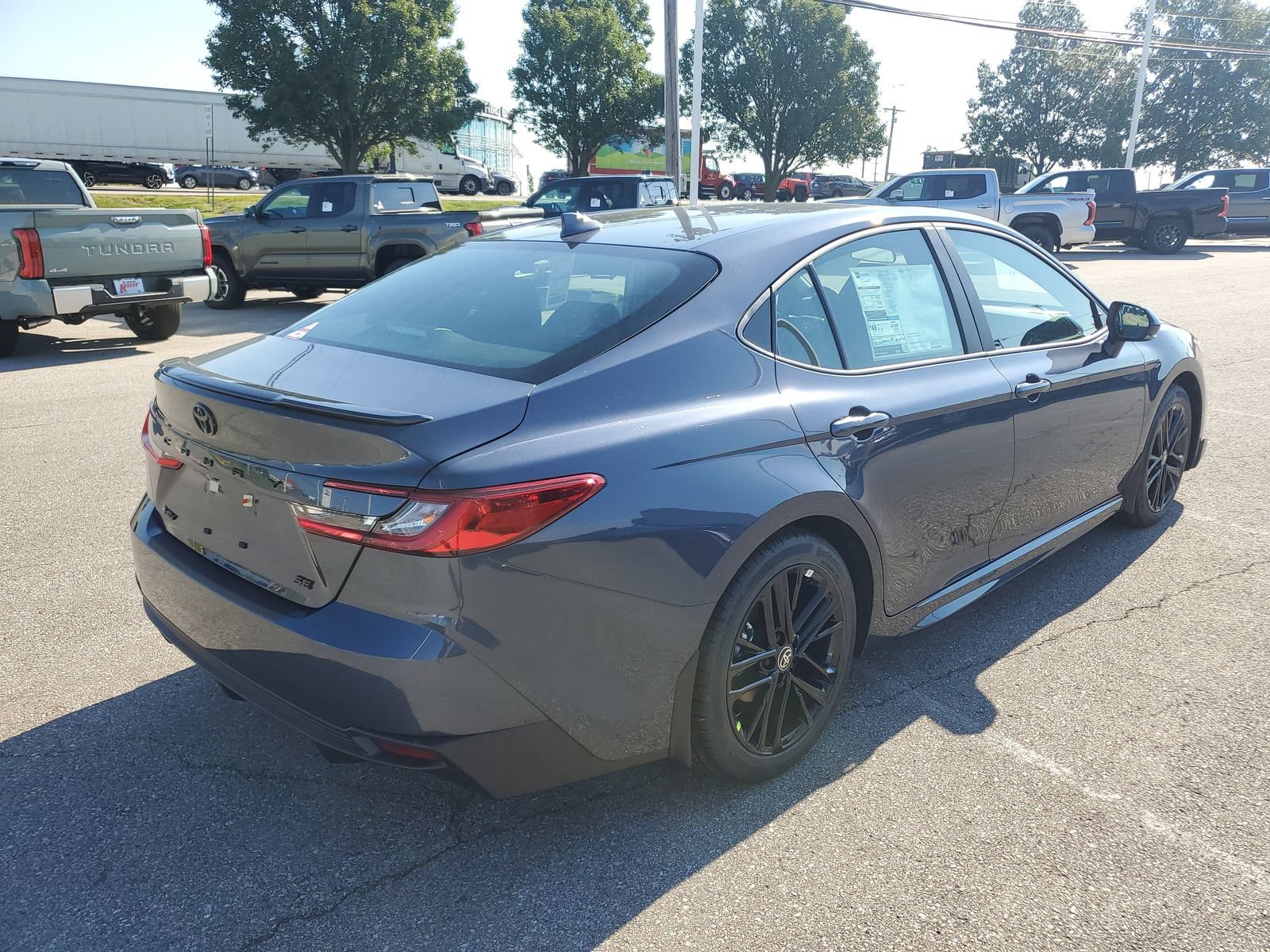 New 2026 Toyota Camry SE FWD image 4