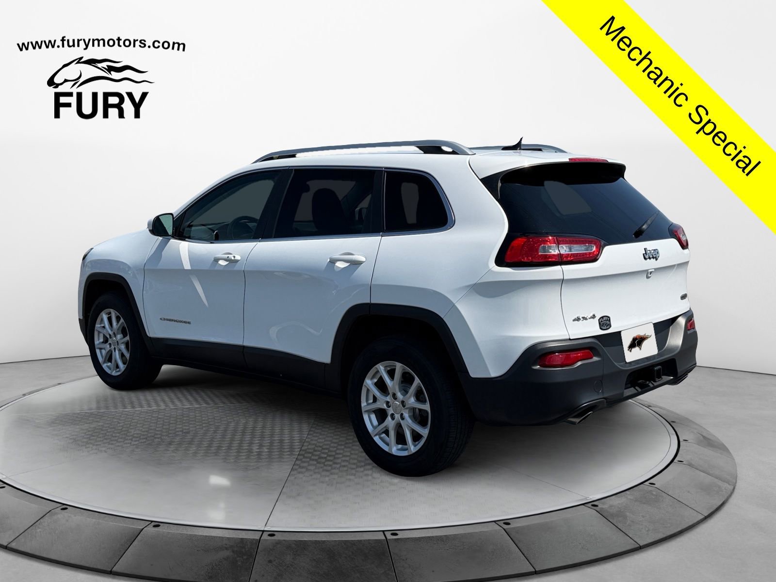 Used 2014 Jeep Cherokee Latitude w/ Comfort/Convenience Group AWD/4WD image 5
