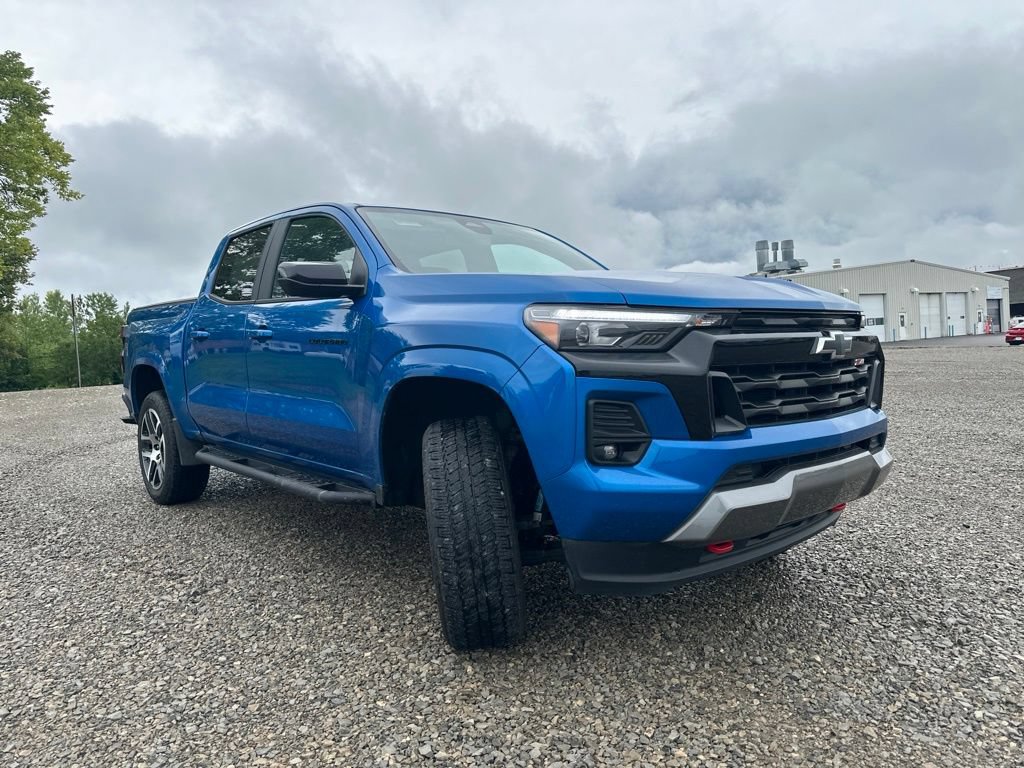 Used 2023 Chevrolet Colorado Z71 w/ Z71 Convenience Package 2 AWD/4WD image 13