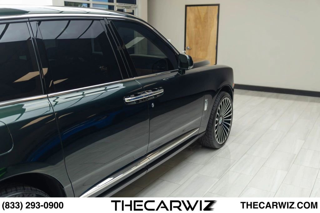 Used 2019 Rolls-Royce Cullinan AWD/4WD image 27