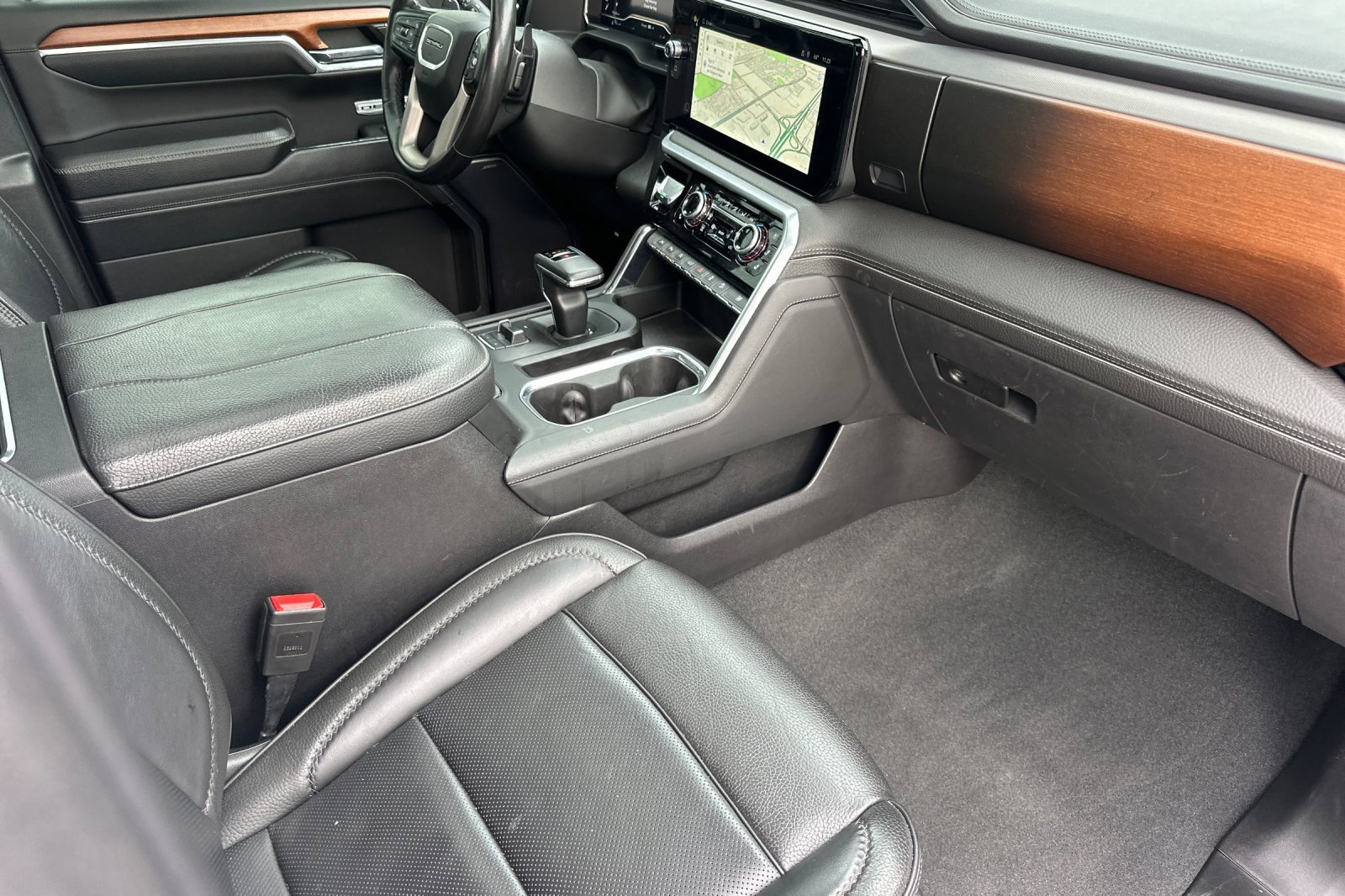 Used 2023 GMC Sierra 1500 Denali w/ Denali Reserve Package image 19