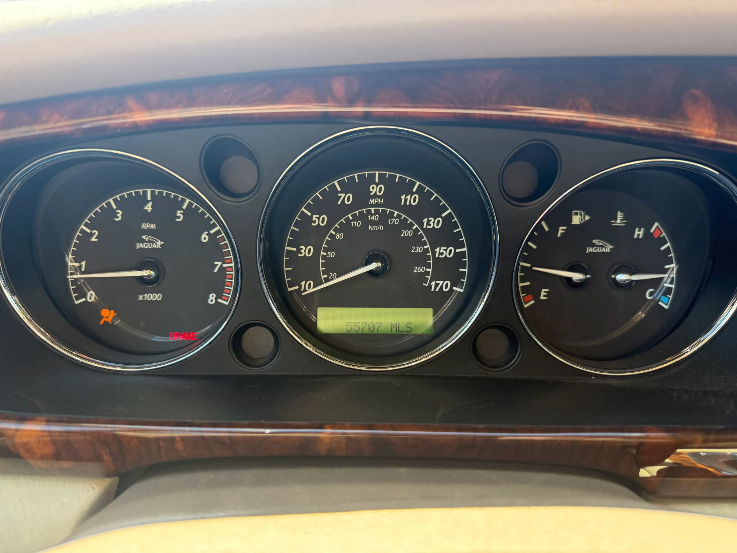 Used 2008 Jaguar XJ8 image 24